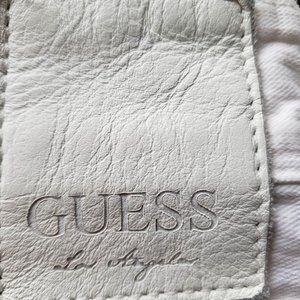 Guess Mens Lincoln Slim Fit white jeans, size 32, gently worn